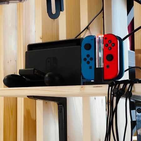 Capsule Lotus-Balneo-Sauna-Billard-Nintendo Hastiere-par-dela Buitenkant foto